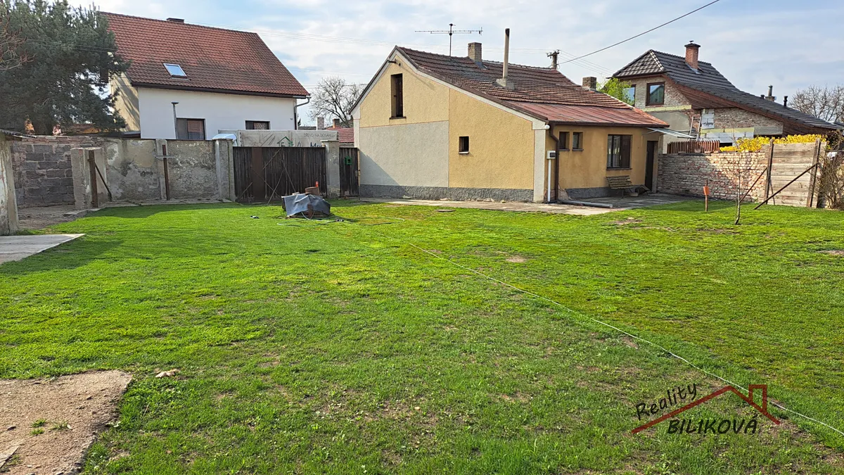 Prodej rodinného domu 90 m², pozemek 1635 m²